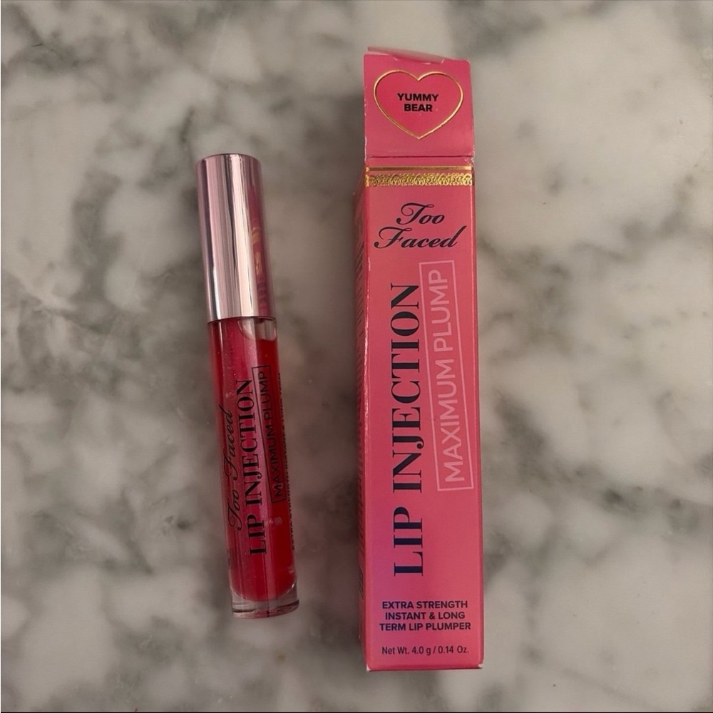 Too Faced Lip Injection - Maximum Plump in “yummy bear”